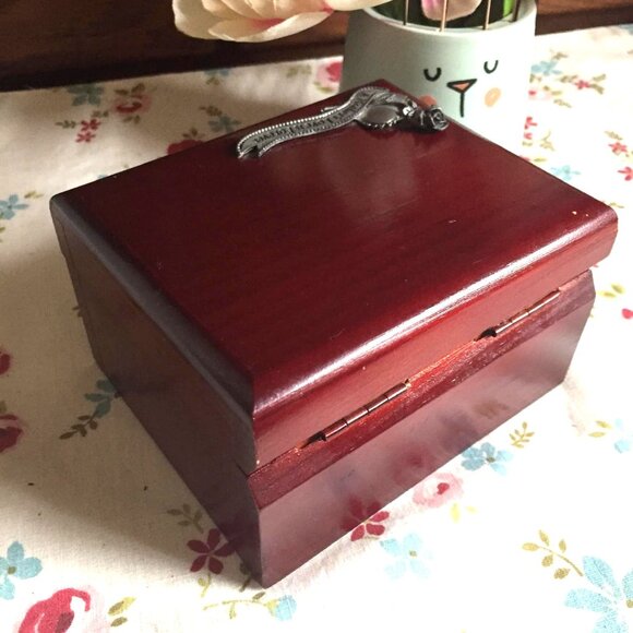 A Mother's Love Pewter Small Wood Jewelry Box with Red Lining - Picture 6 of 6